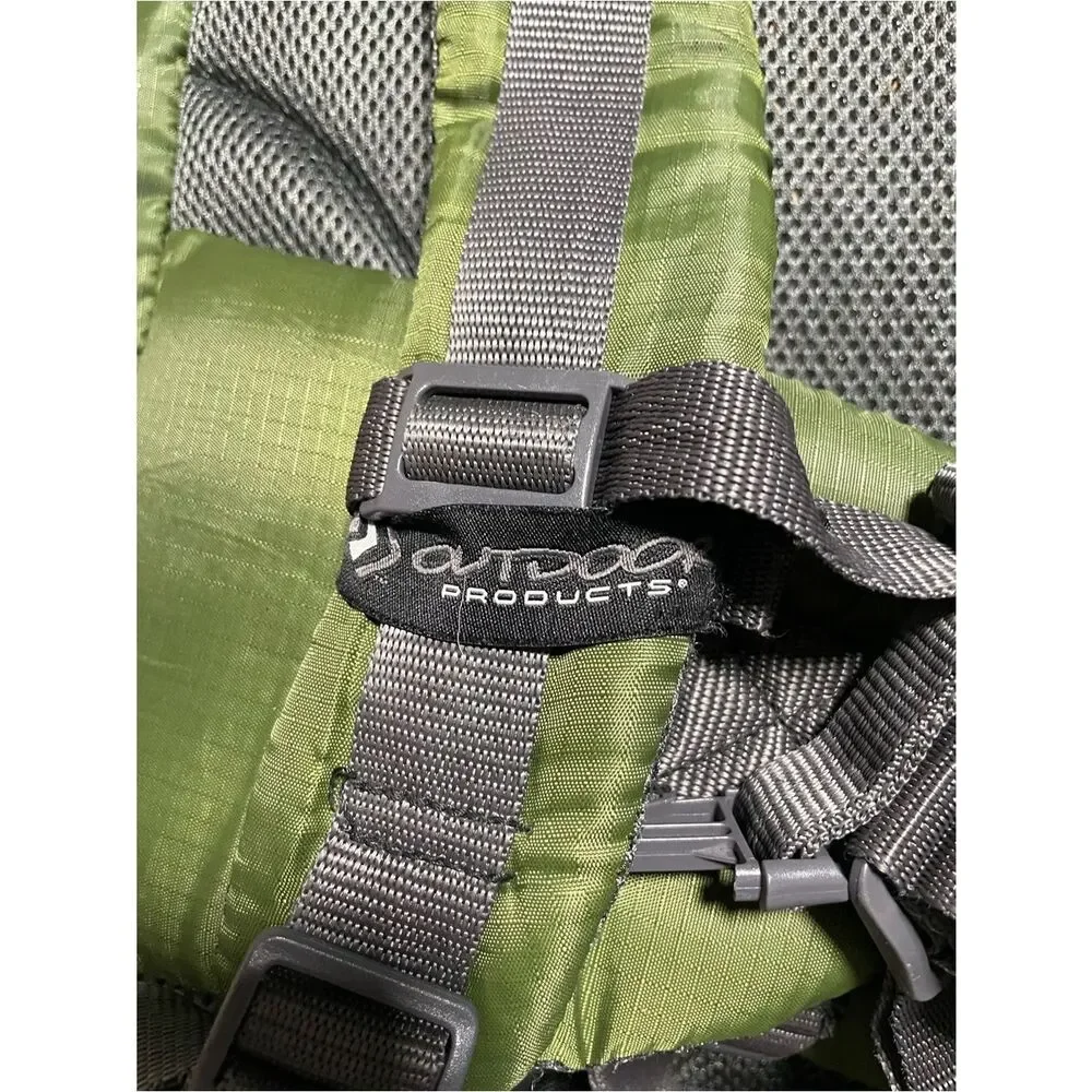Outdoor Products Arrowhead 8.0 Large Green Nylon Hiking Backpack (Unisex)